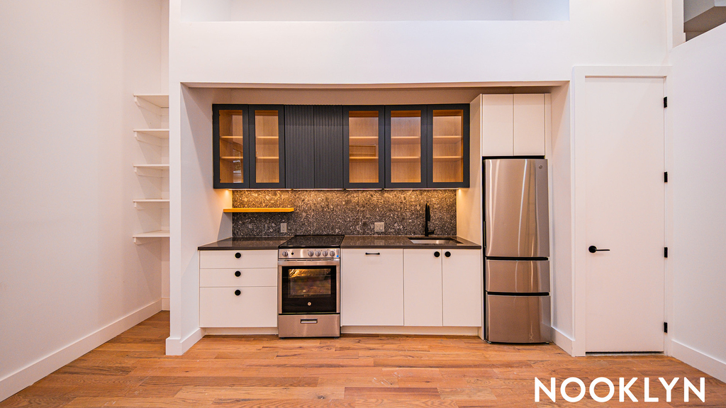 228 North 7th Street - Photo 0