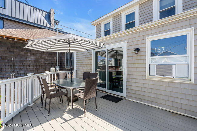 157 Beach Front - Photo 8