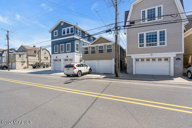 157 Beach Front - Photo 46