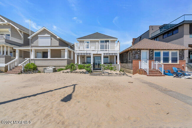 157 Beach Front - Photo 1