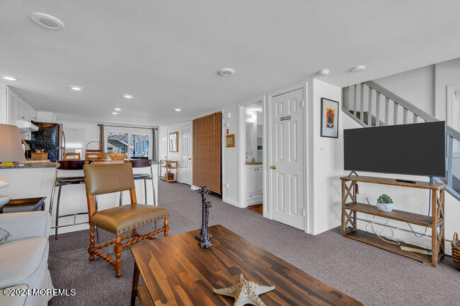 157 Beach Front - Photo 16