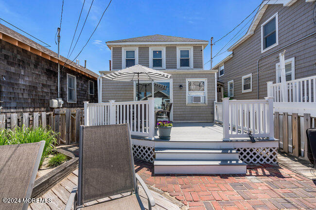 157 Beach Front - Photo 10