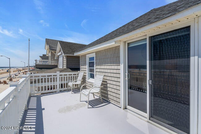 157 Beach Front - Photo 34