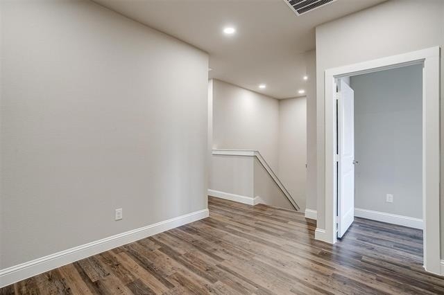 544 Lake Point Drive - Photo 23