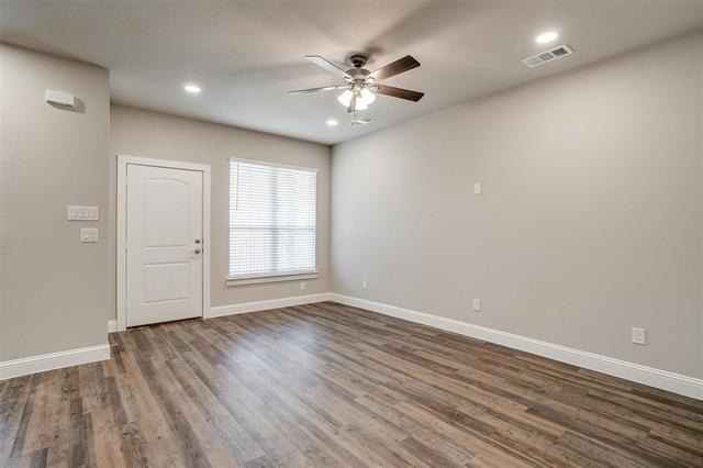 544 Lake Point Drive - Photo 6