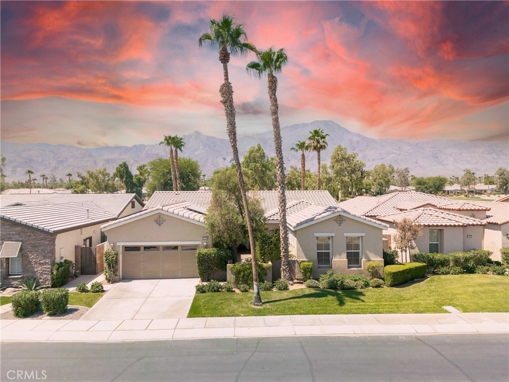 81955 Golden Star Way - Photo 1