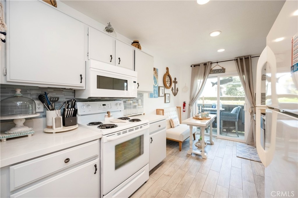 68 Corniche Drive - Photo 11