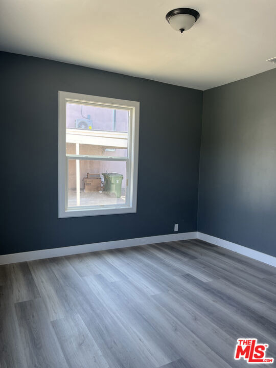 602 N Sloan Avenue - Photo 3
