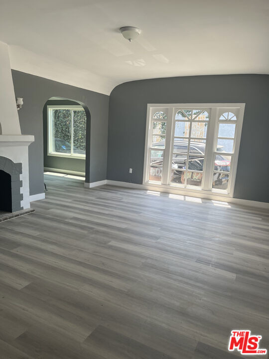 602 N Sloan Avenue - Photo 8