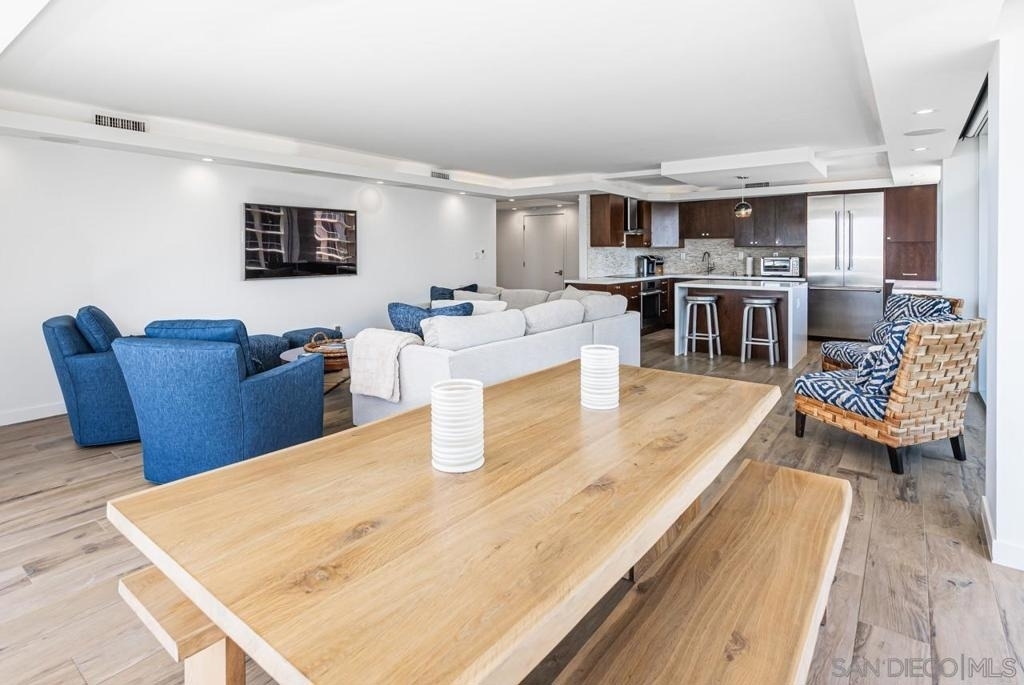 1760 Avenida Del Mundo - Photo 4