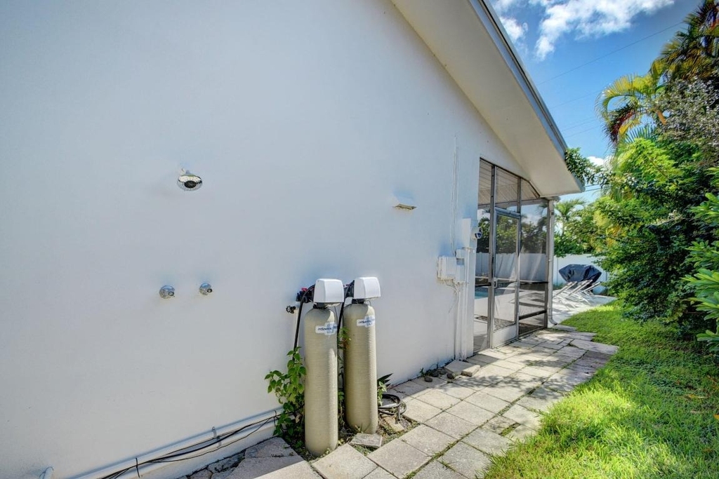 1171 Bimini Lane - Photo 45