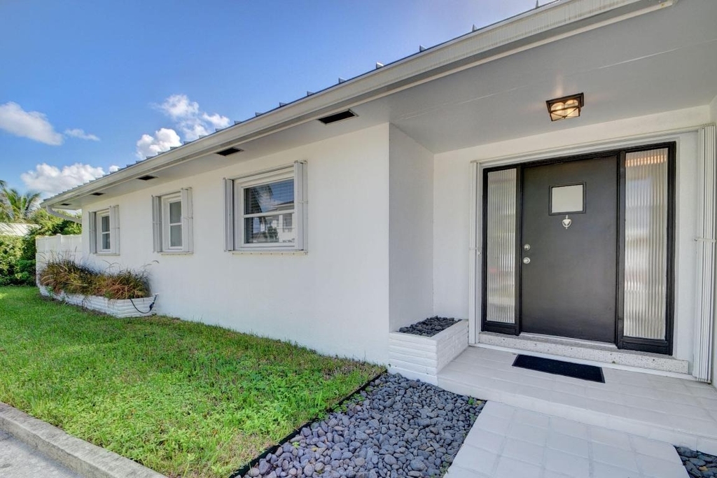 1171 Bimini Lane - Photo 12