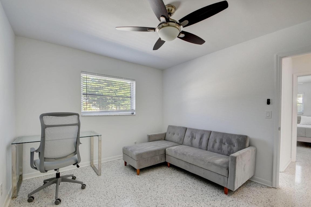 1171 Bimini Lane - Photo 3