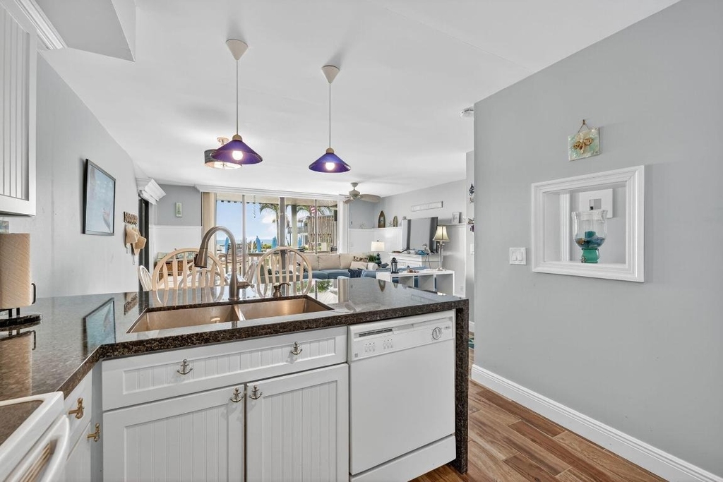 2355 Ne Ocean Boulevard - Photo 11