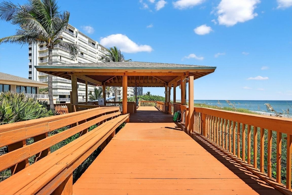 10680 S Ocean Drive - Photo 19