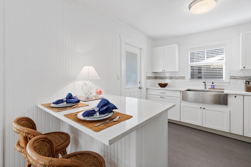 118 Se 7th Avenue - Photo 2