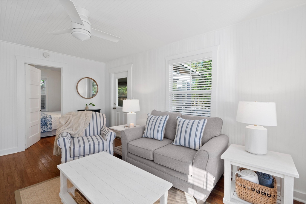 118 Se 7th Avenue - Photo 4
