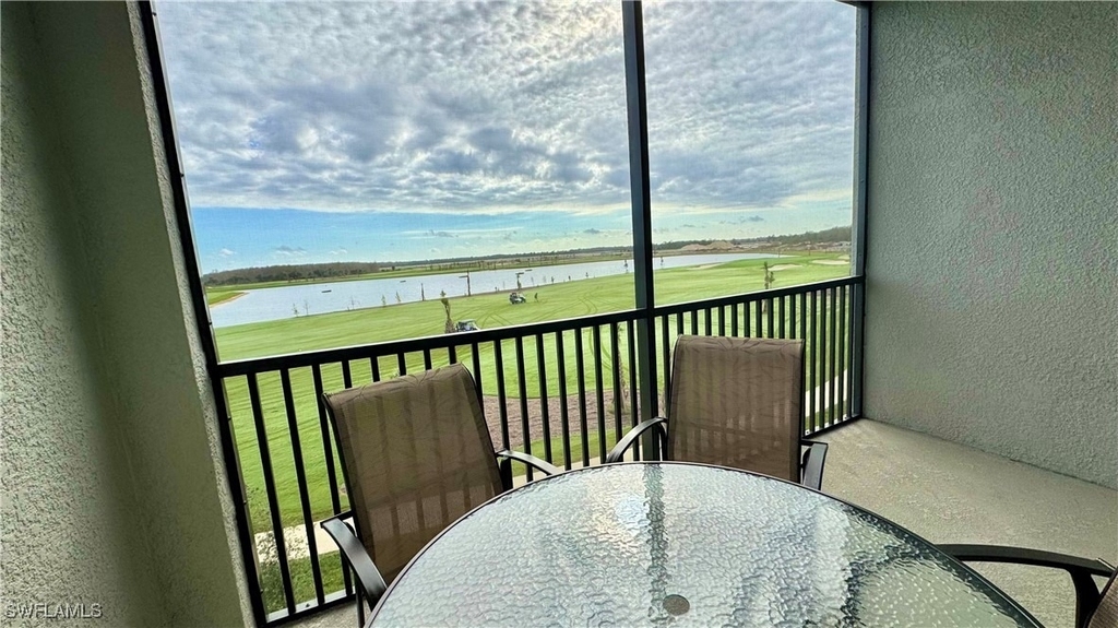 15275 Green Acres Boulevard - Photo 10