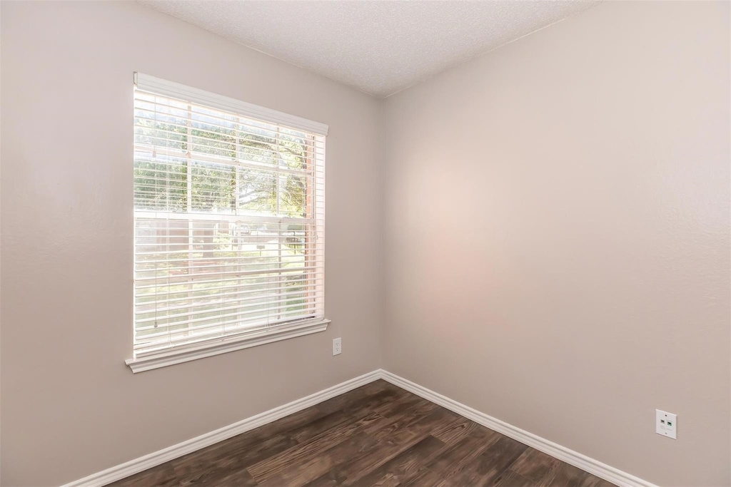 8301 Boat Club Road - Photo 8