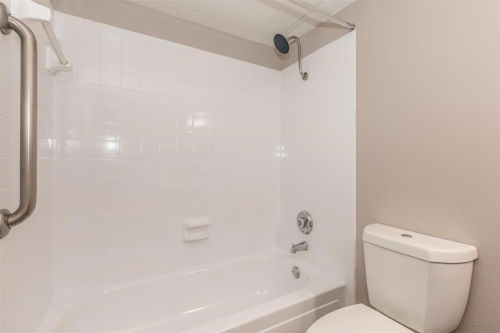 8301 Boat Club Road - Photo 10