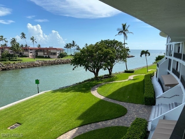 2305 Gulf Shore Boulevard N - Photo 1