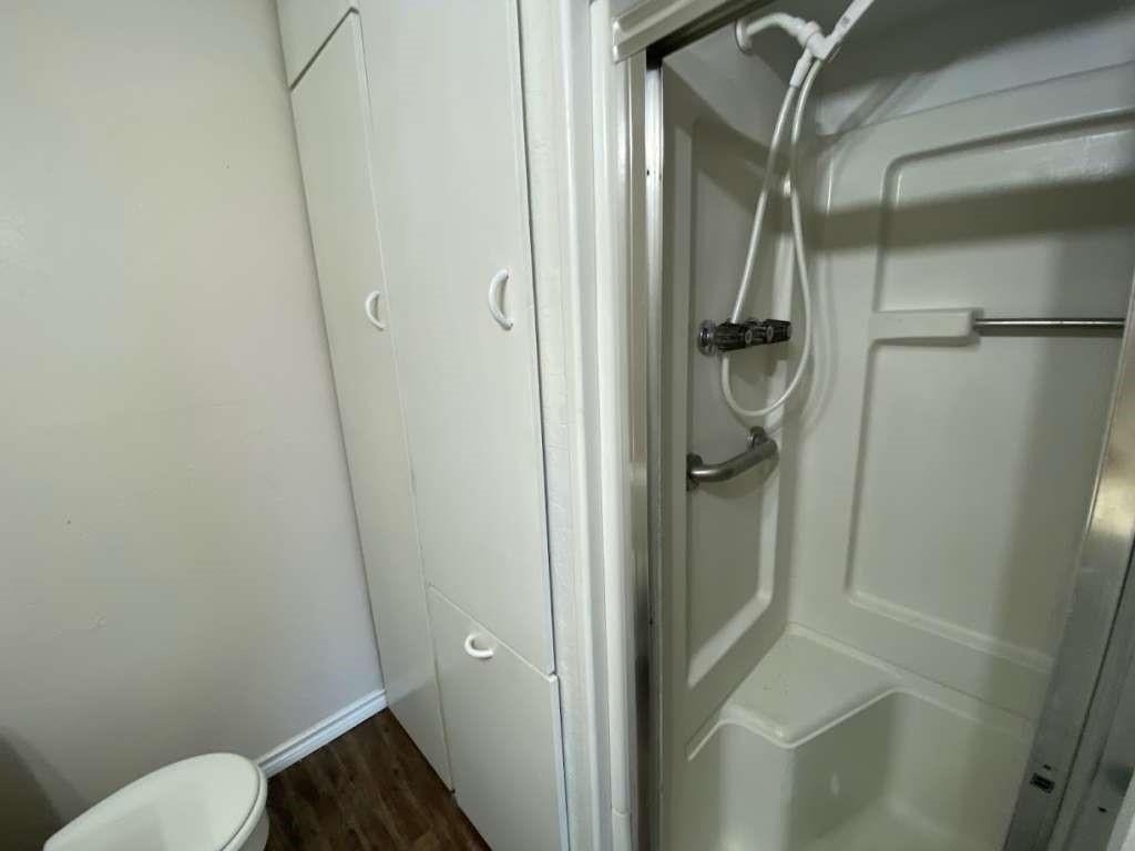 201 Ferguson Drive - Photo 5