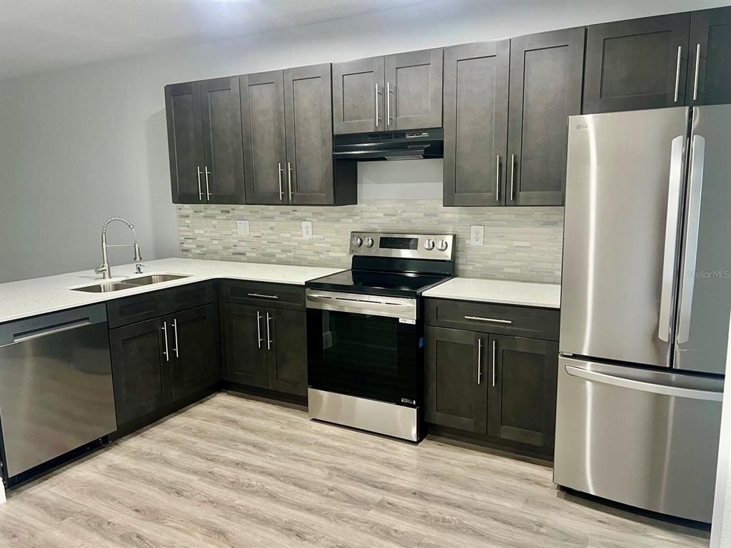 519 Blackbird Lane - Photo 1