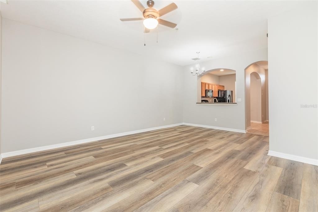1125 Grantham Drive - Photo 3