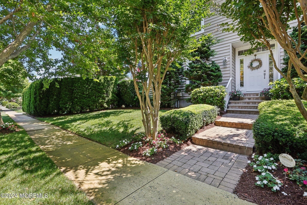 317 Worthington Avenue - Photo 1