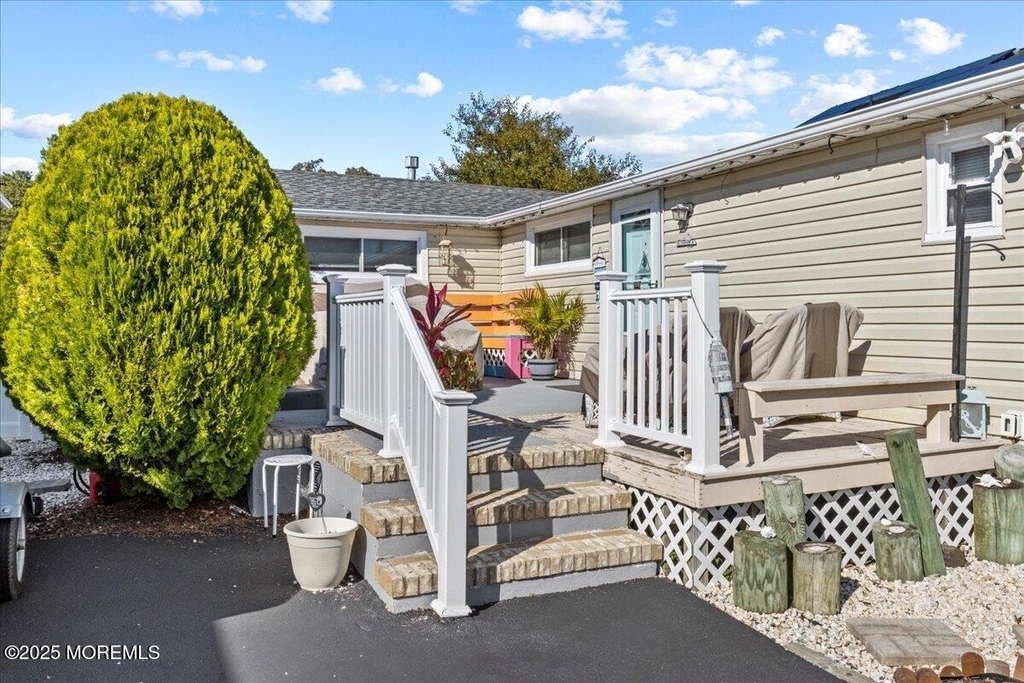 4 Cedar Crest Drive - Photo 2