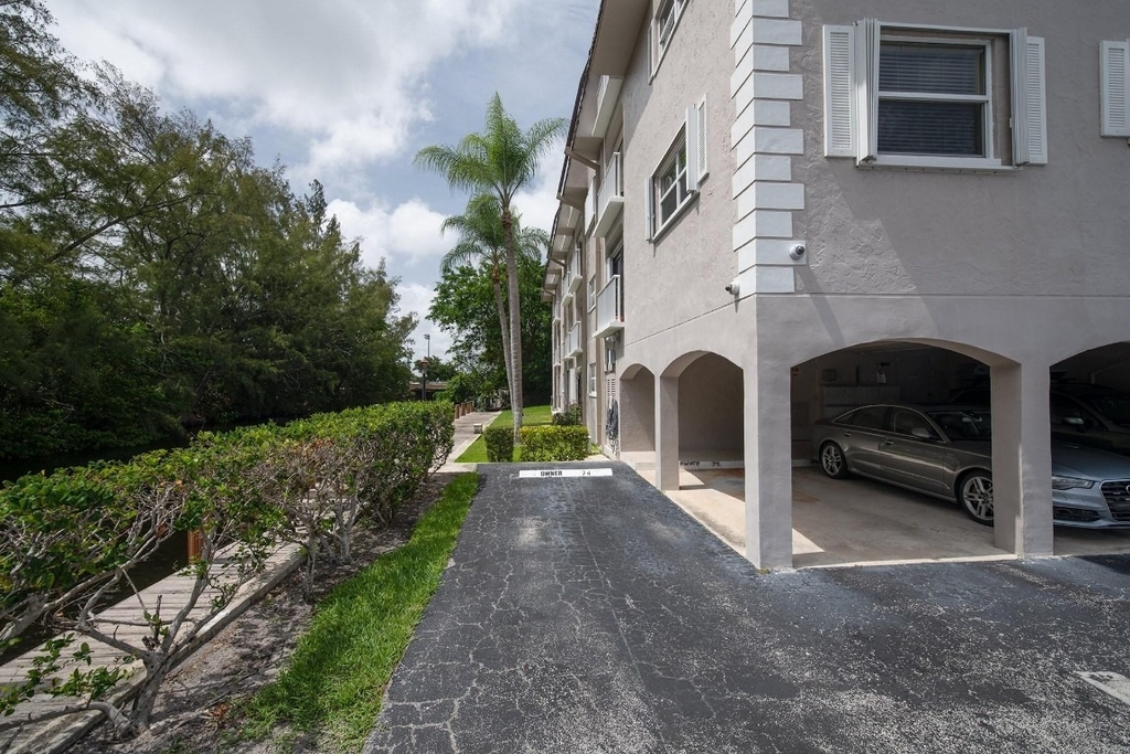 5951 Ne 14th Lane - Photo 2