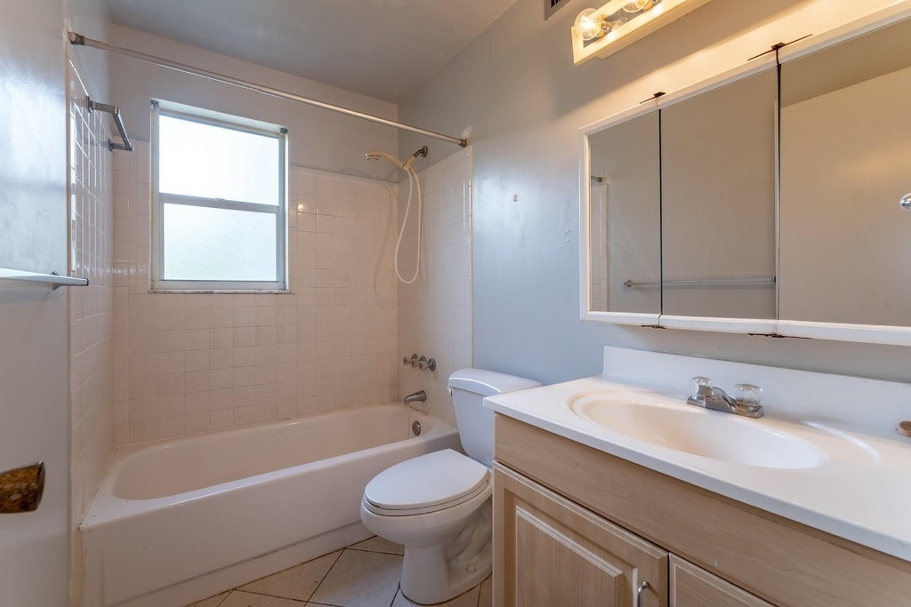5951 Ne 14th Lane - Photo 11