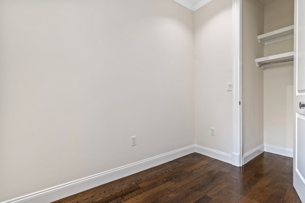 329 Union Street - Photo 4