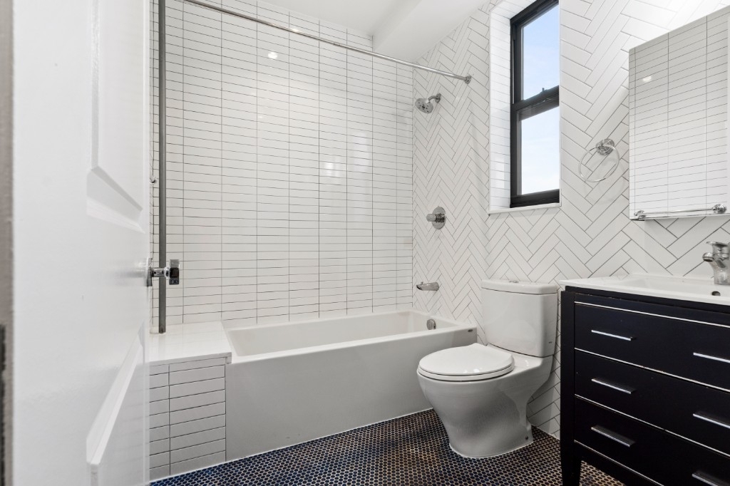 329 Union Street - Photo 10