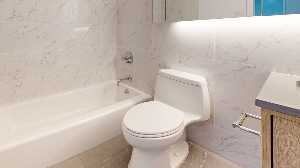 260 W 52nd Street - Photo 3
