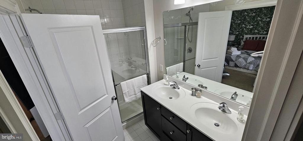 18834 Bethpage Drive - Photo 19