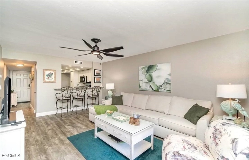 5255 Coronado Parkway - Photo 4