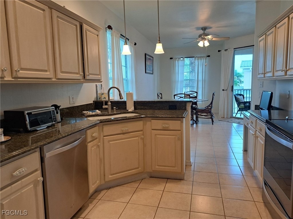 14501 Grande Cay Circle - Photo 3