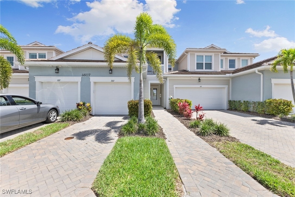 4607 Arboretum Circle - Photo 1