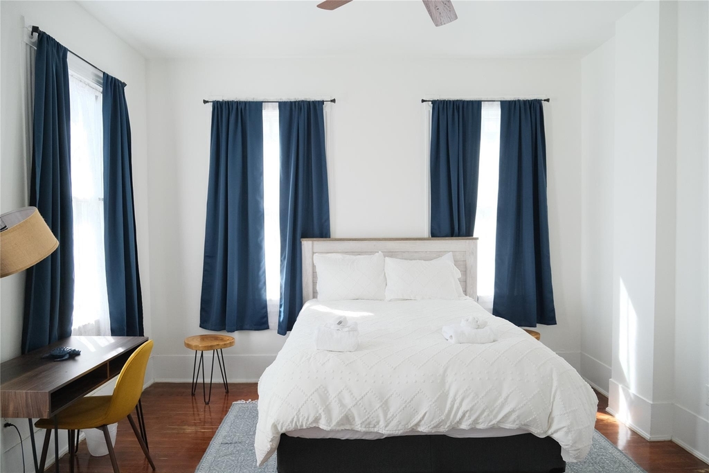 2310 33rd Street - Photo 7