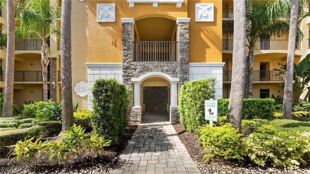 9727 Acqua Court - Photo 0