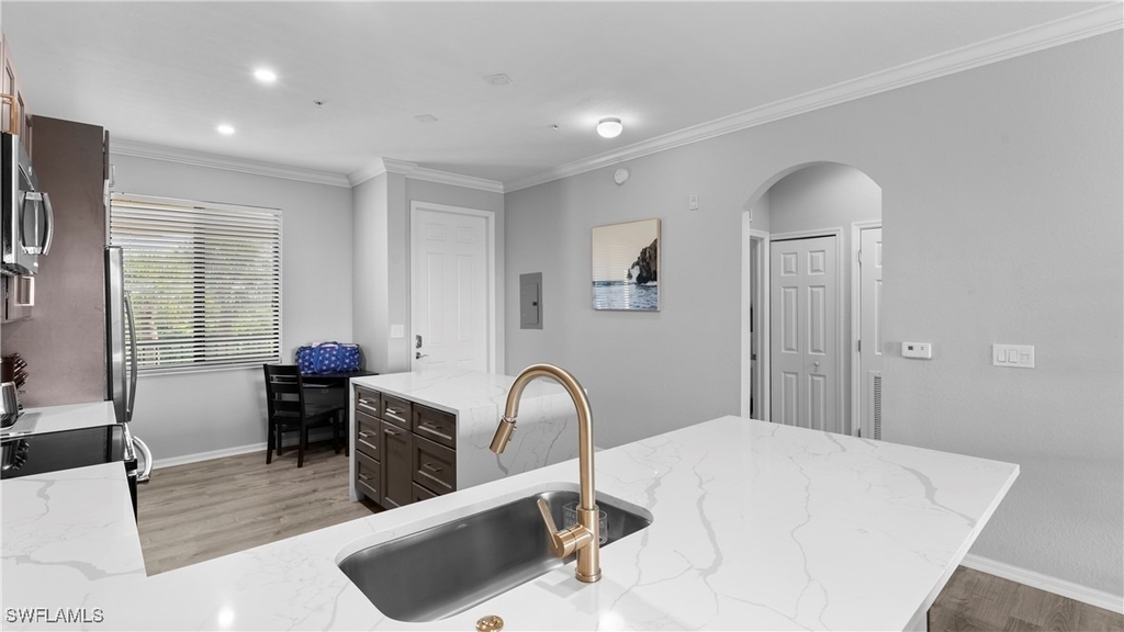 9727 Acqua Court - Photo 1