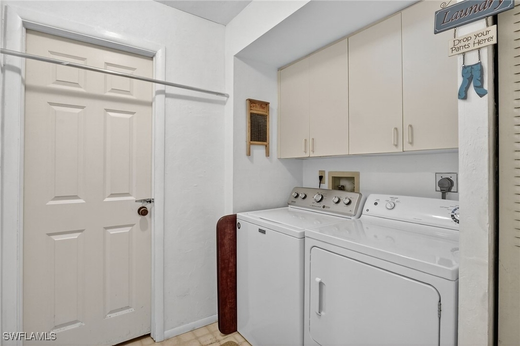4210 Looking Glass Lane - Photo 15