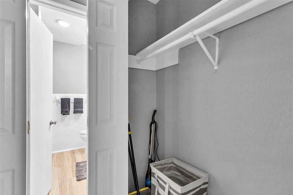 1840 Richmond Avenue - Photo 10