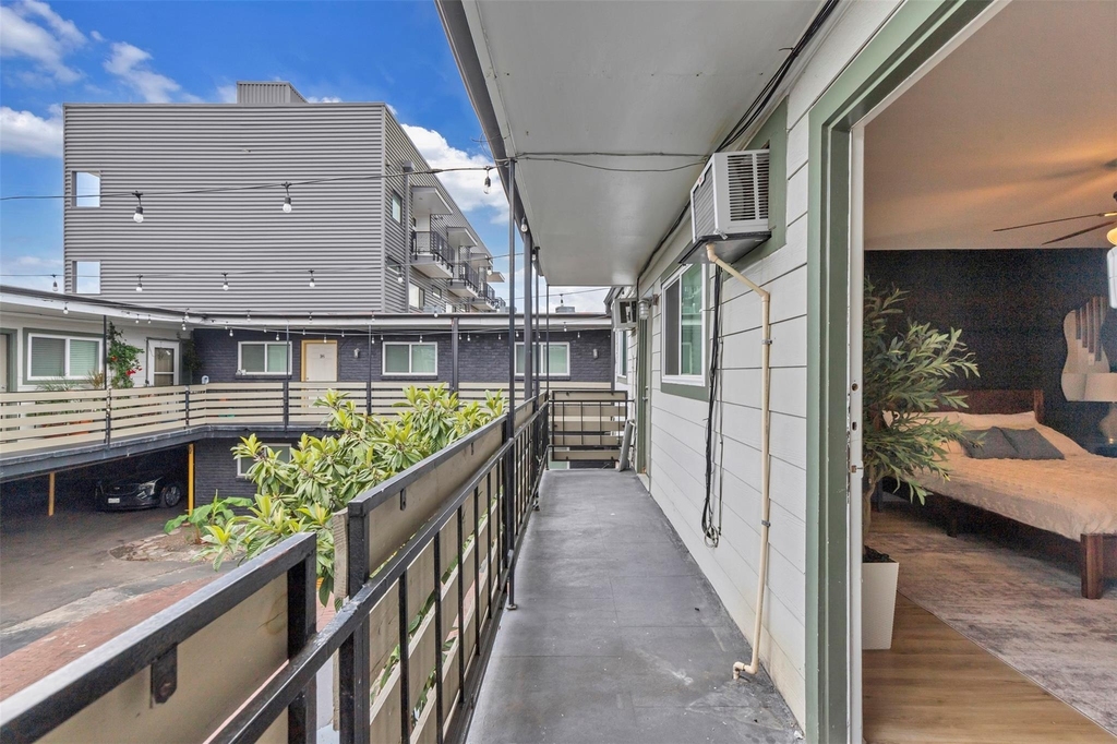 1840 Richmond Avenue - Photo 24