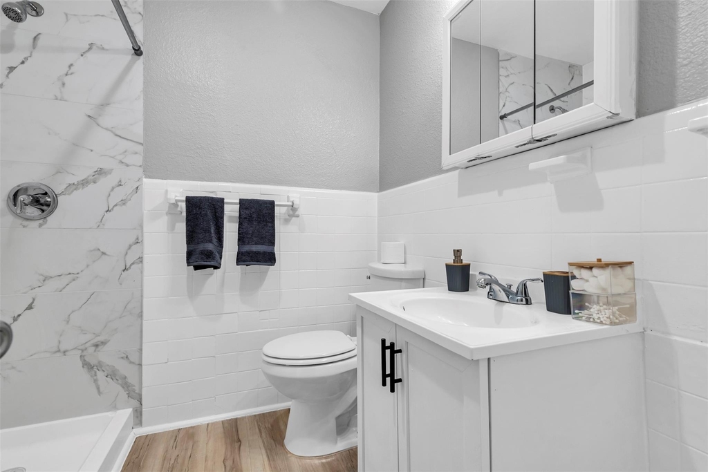 1840 Richmond Avenue - Photo 13