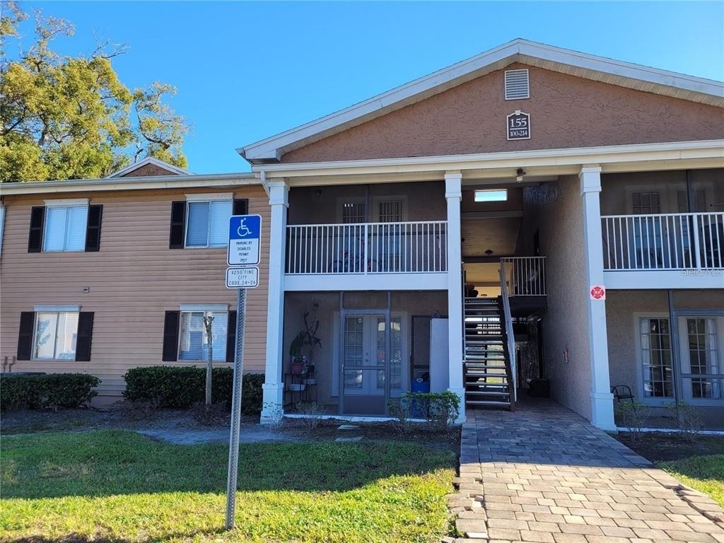 155 N Pearl Lake Causeway - Photo 0