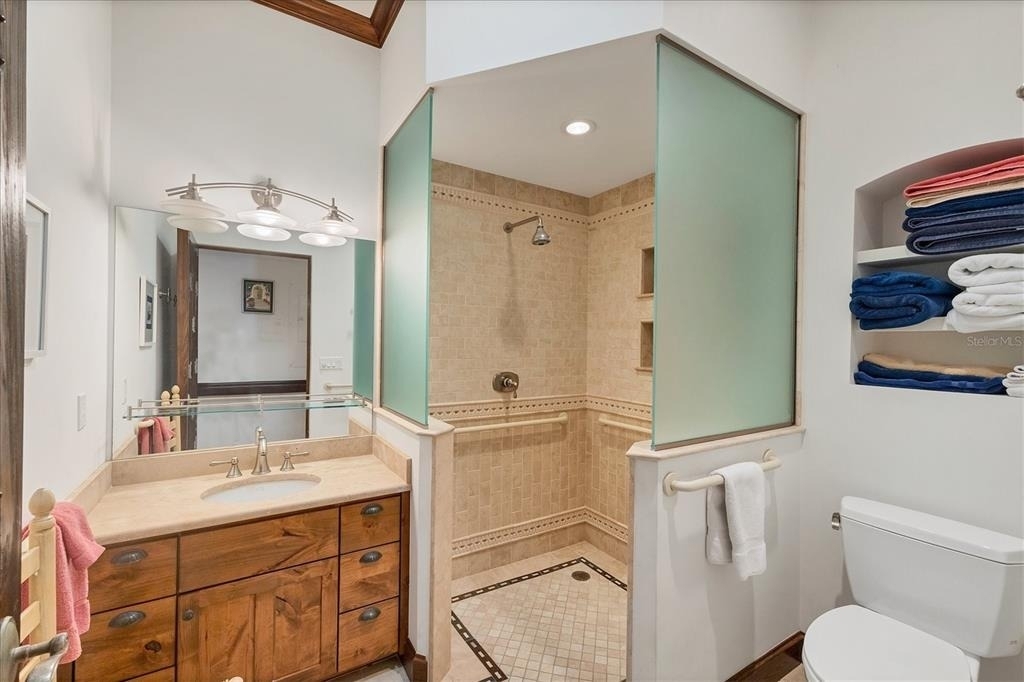 1021 10th Street W - Photo 16