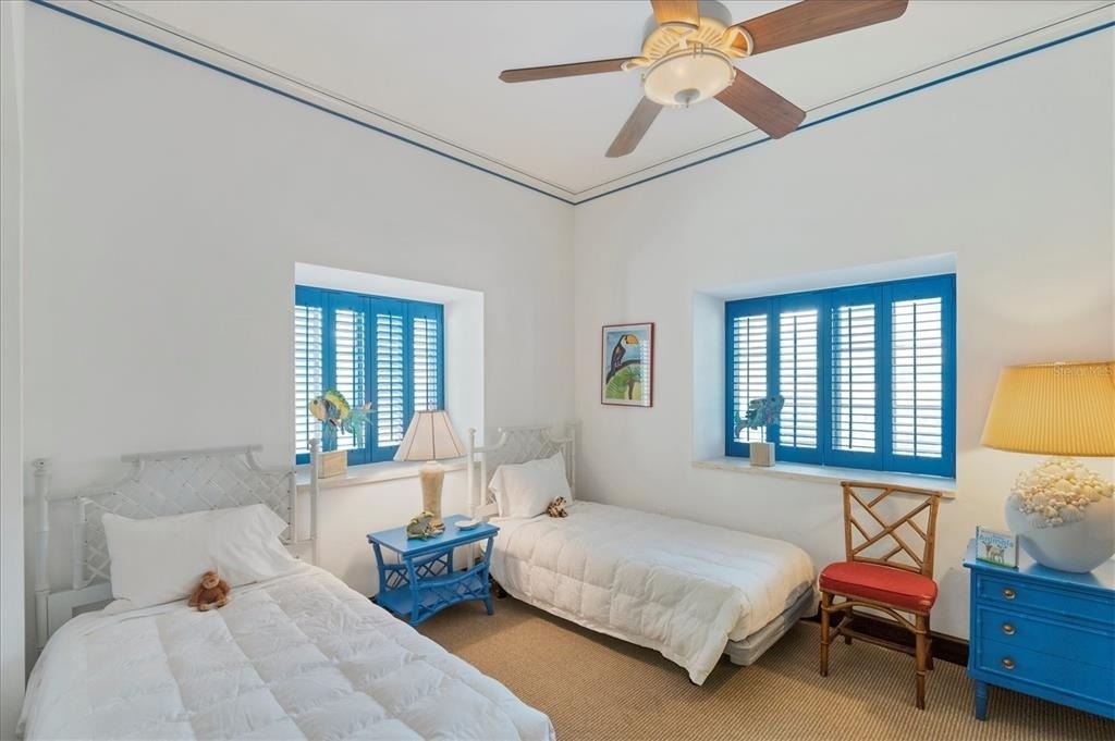 1021 10th Street W - Photo 15