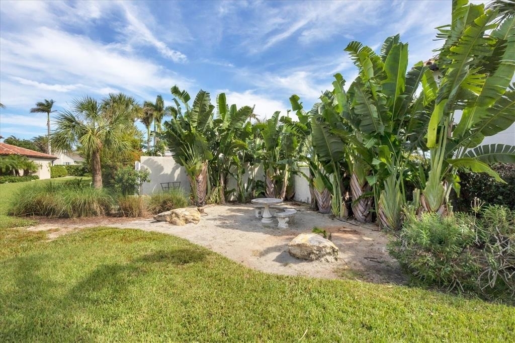 1021 10th Street W - Photo 22